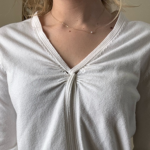 Elegant White Women's Sweater - Picture 3 of 8